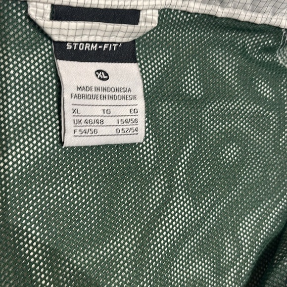 University of Miami Nike Storm Fit Anorak. Size XL, White and Green. - Picture 5 of 5